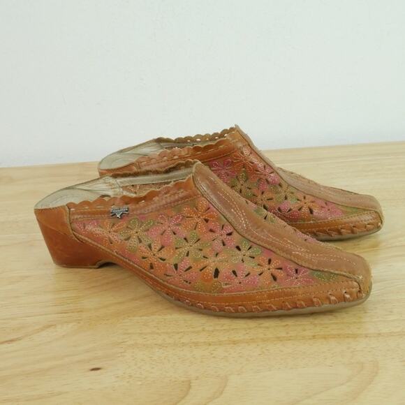 PIKOLINOS Shoes - Pikolinos Romana Mules 38 Floral Cutout Leather Shoes 7.5 8 Boho Artsy Slip On